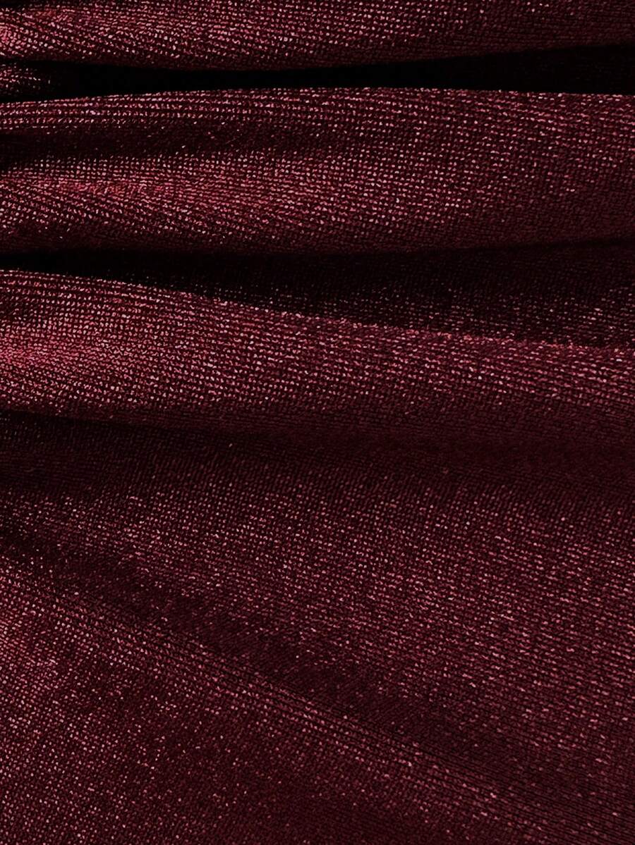 Biquíni Feminino Clarete com Contas Coloridas e Alças Removíveis – Verão 2027