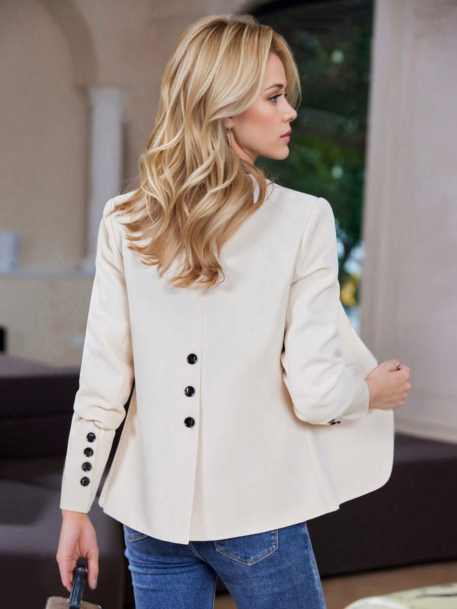 Blazer Feminino Alfaiataria Off White com Fenda nas Costas – do PP ao XXG | Boutique do Encanto