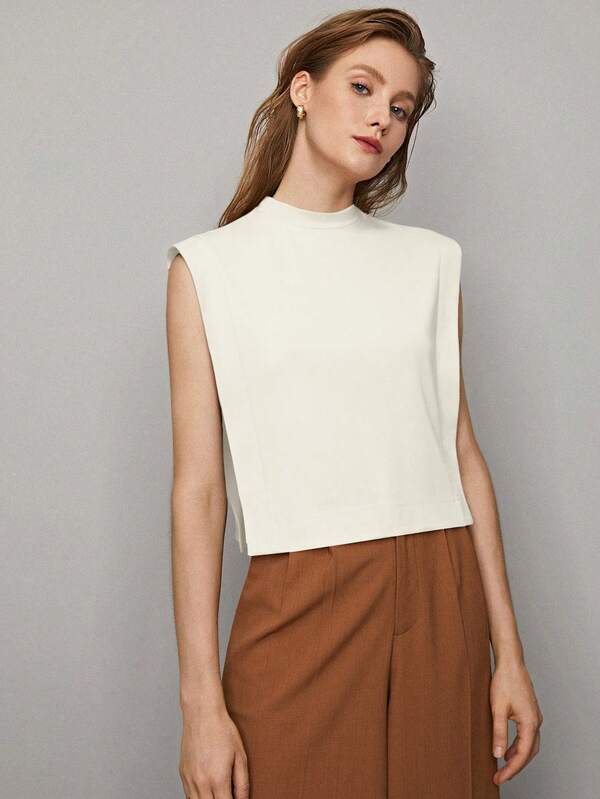 Blusa Cropped Feminina Estruturada com Recorte Lateral - Cores Preto - Branco - Coleção Entre Estações - Boutique do Encanto