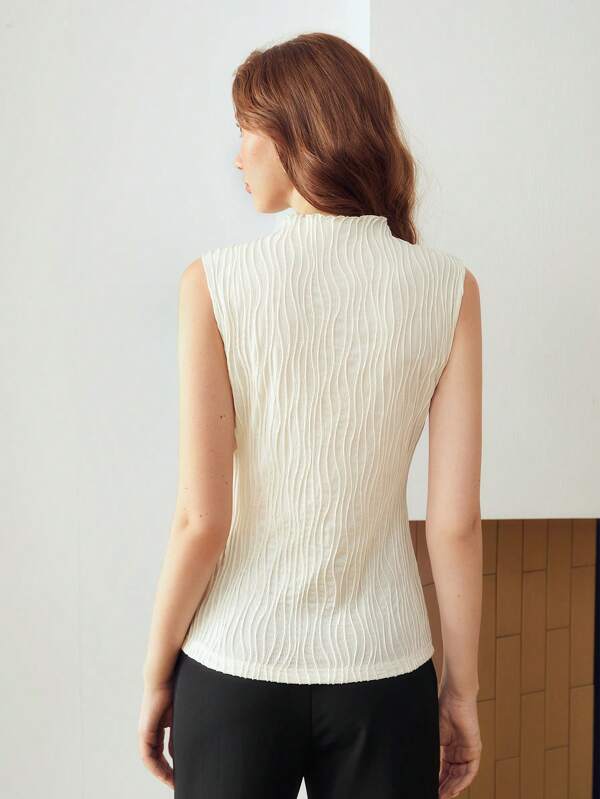 Blusa Feminina Bege, Preto e Marrom - Texturizado Slim Fit – Coleção Entre Estações | Boutique do Encanto