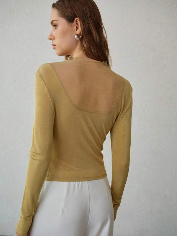 Blusa Feminina Dourada Malha Premium Slim Fit Gola Alta Recorte Assimétrico - Coleção Entre Estações - Boutique do Encanto Blusas