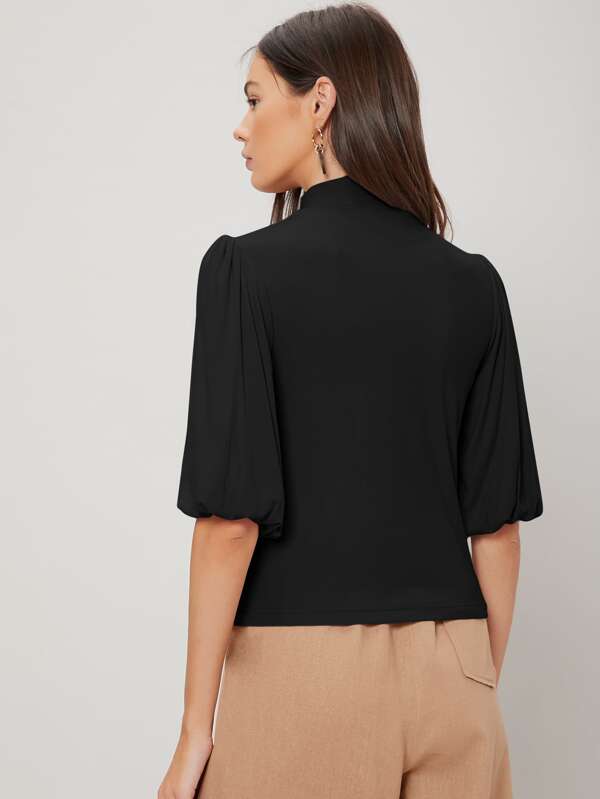 Blusa Feminina Elegante Cor Preto Manga Bufante Colarinho alto - Coleção Entre Estações - Boutique do Encanto