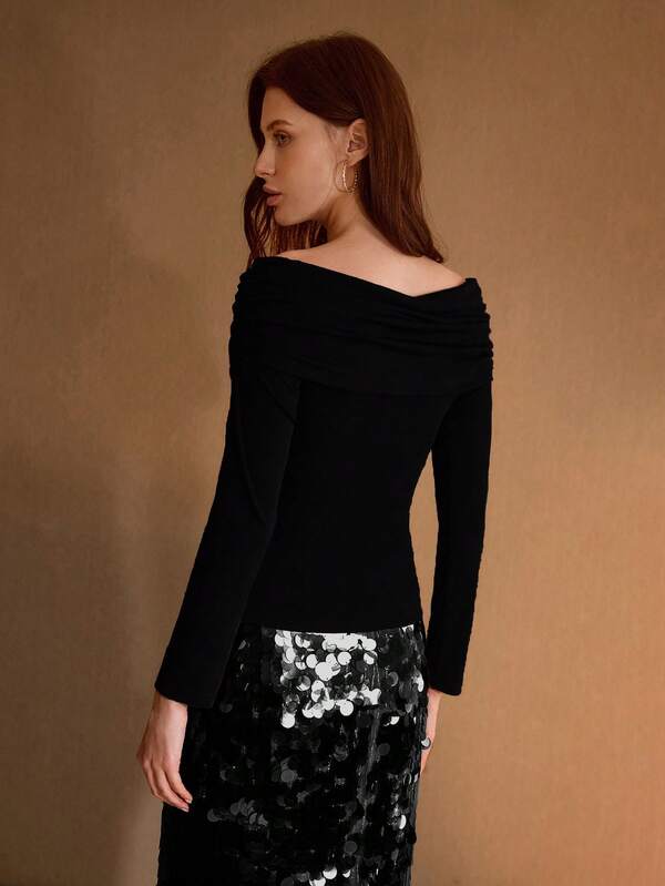 Blusa Feminina Ombro a Ombro Cruzada na Frente Slim Manga Longa Cor Preto Branco Claret Rose Coleção Entre Estações - Boutique do Encanto