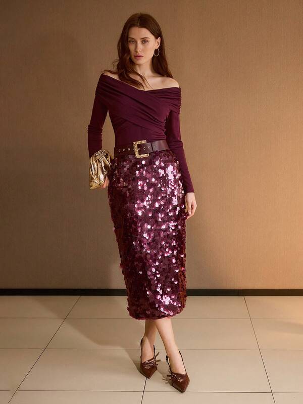 Blusa Feminina Ombro a Ombro Cruzada na Frente Slim Manga Longa Cor Preto Branco Claret Rose Coleção Entre Estações - Boutique do Encanto