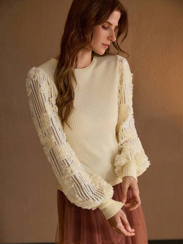 Blusa Feminina Tricotada Canelada com Mangas Rendada 3D - Coleção Romantic Knit Outono Inverno - Boutique do Encanto