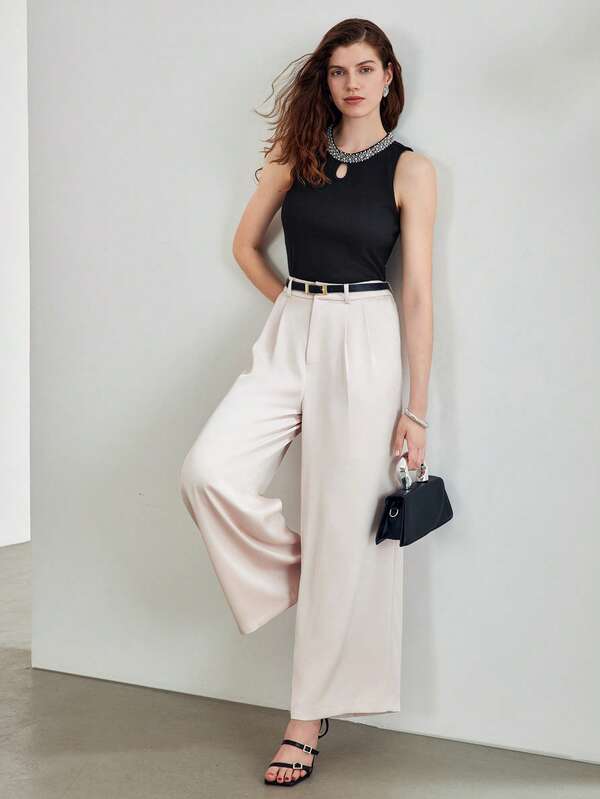 Blusa Regata Feminina Cor Preta Slim Tecido Algodão Prime Canelado Detalhe Bordado no Decote - Coleção Entre Estações - Boutique do Encanto