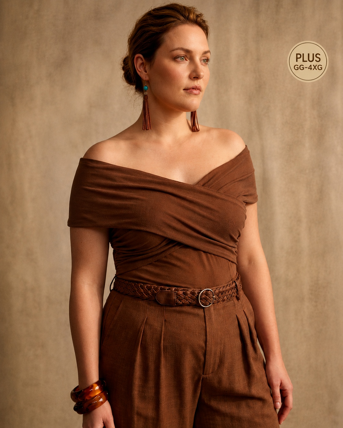 Blusa feminina castanho transpassada ombro a ombro – Plus Size - Boutique do Encanto