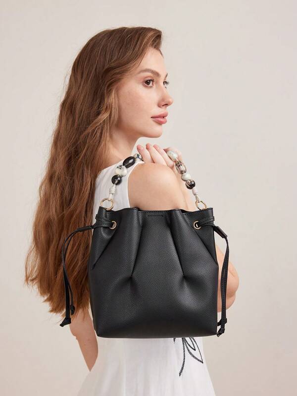 Bolsa Feminina Transversal Saco Plissado com Alça de Pérolas - Coleção Funky Chic - Boutique do Encanto Bolsas