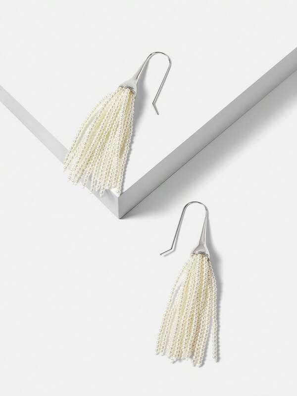 Brinco Feminino com Borla de Pérola - Elegância Atemporal com Movimento Delicado - Semi Joia Fashion Premium - Boutique do Encanto Brincos