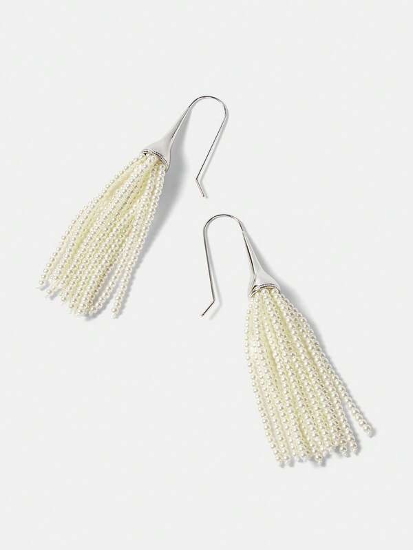 Brinco Feminino com Borla de Pérola - Elegância Atemporal com Movimento Delicado - Semi Joia Fashion Premium - Boutique do Encanto Brincos