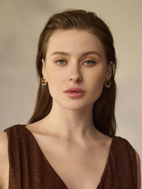 Brinco Feminino com Pedra Olho de Tigre Banhado a Ouro 18 K - Semi Joia Fashion Premium - Boutique do Encanto Brincos