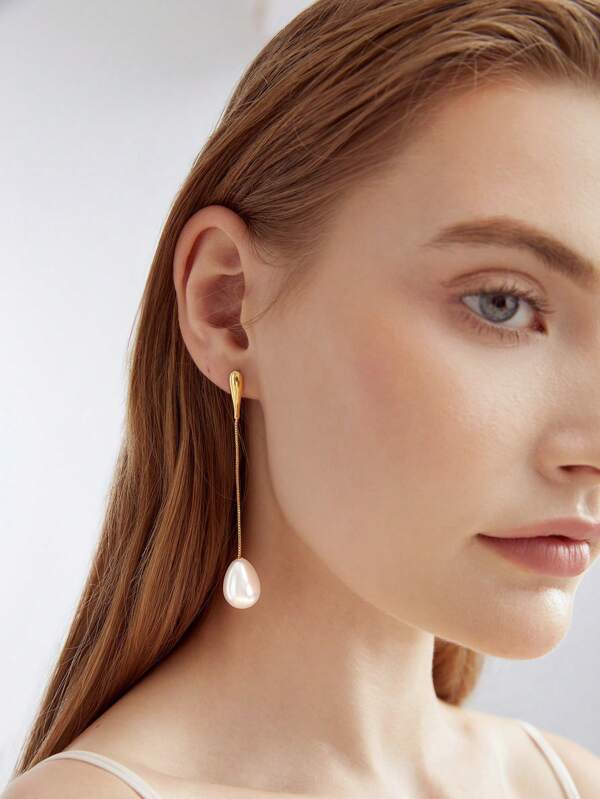 Brincos de Pérola Gota Offwhite com Banho de Ouro - Elegantes e Sofisticados - Coleção Elegance Drop Colettion - Boutique do Encanto Brincos