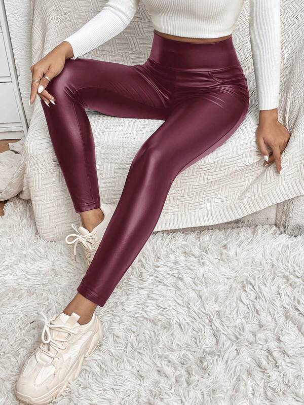 Calça Legging Feminina em Lycra Premium Acetinada – Essenciais Urbanos