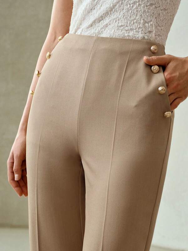 Calça Social Feminina Flaré com Botões Metálicos - Alfaiataria Premium Aplicações - Boutique do Encanto Calças