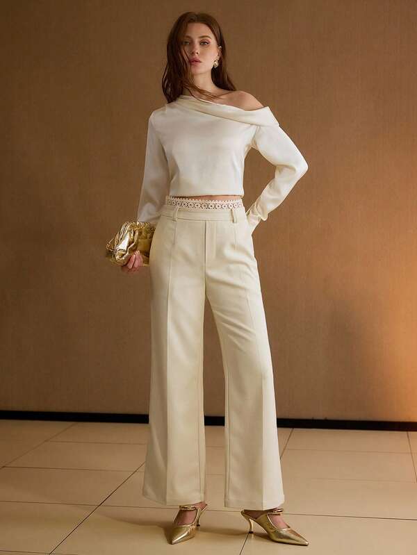 Calça Social Feminina Perna Larga com Renda Contrastante - Alfaiataria Premium - Boutique do Encanto Calças