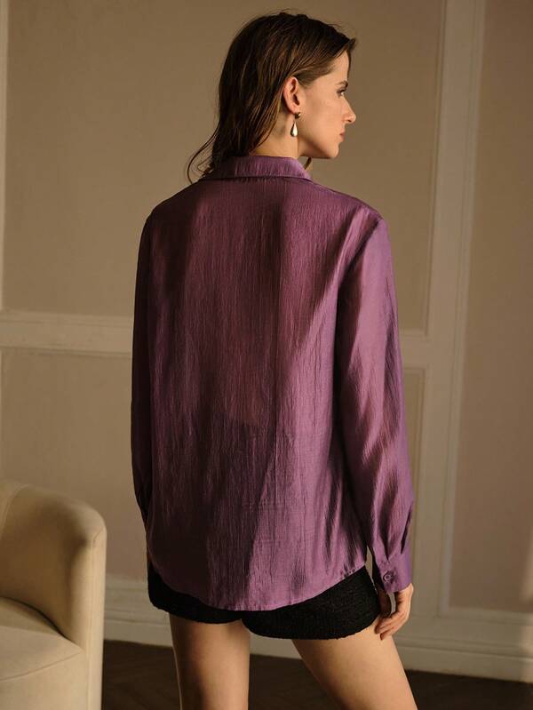 Camisa Feminina Manga Longa - Cor Roxo - Shape Fluido com Bolso Bordado - Boutique do Encanto