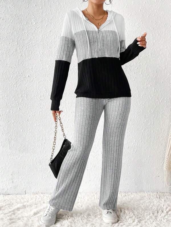 Conjunto Feminino Canelado Color Block com Capuz – Essenciais Urbanos