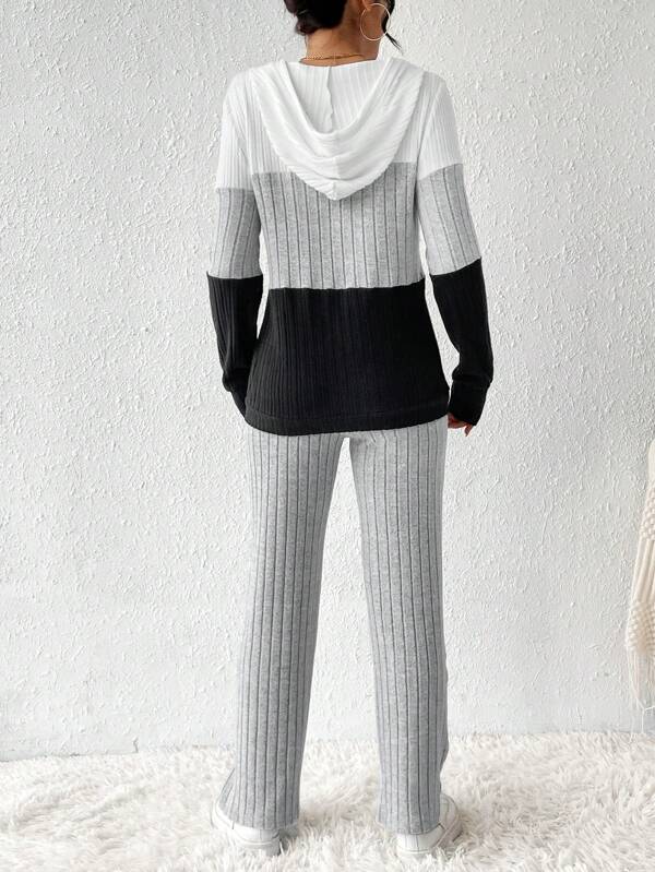 Conjunto Feminino Canelado Color Block com Capuz – Essenciais Urbanos