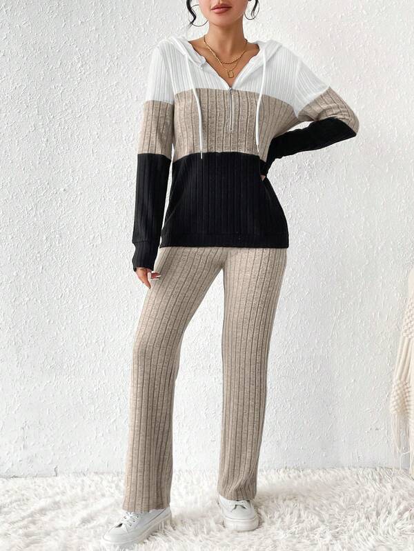 Conjunto Feminino Canelado Color Block com Capuz – Essenciais Urbanos