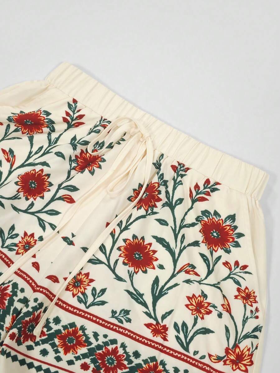 Conjunto feminino floral vermelho com blusa e shorts – Boutique do Encanto