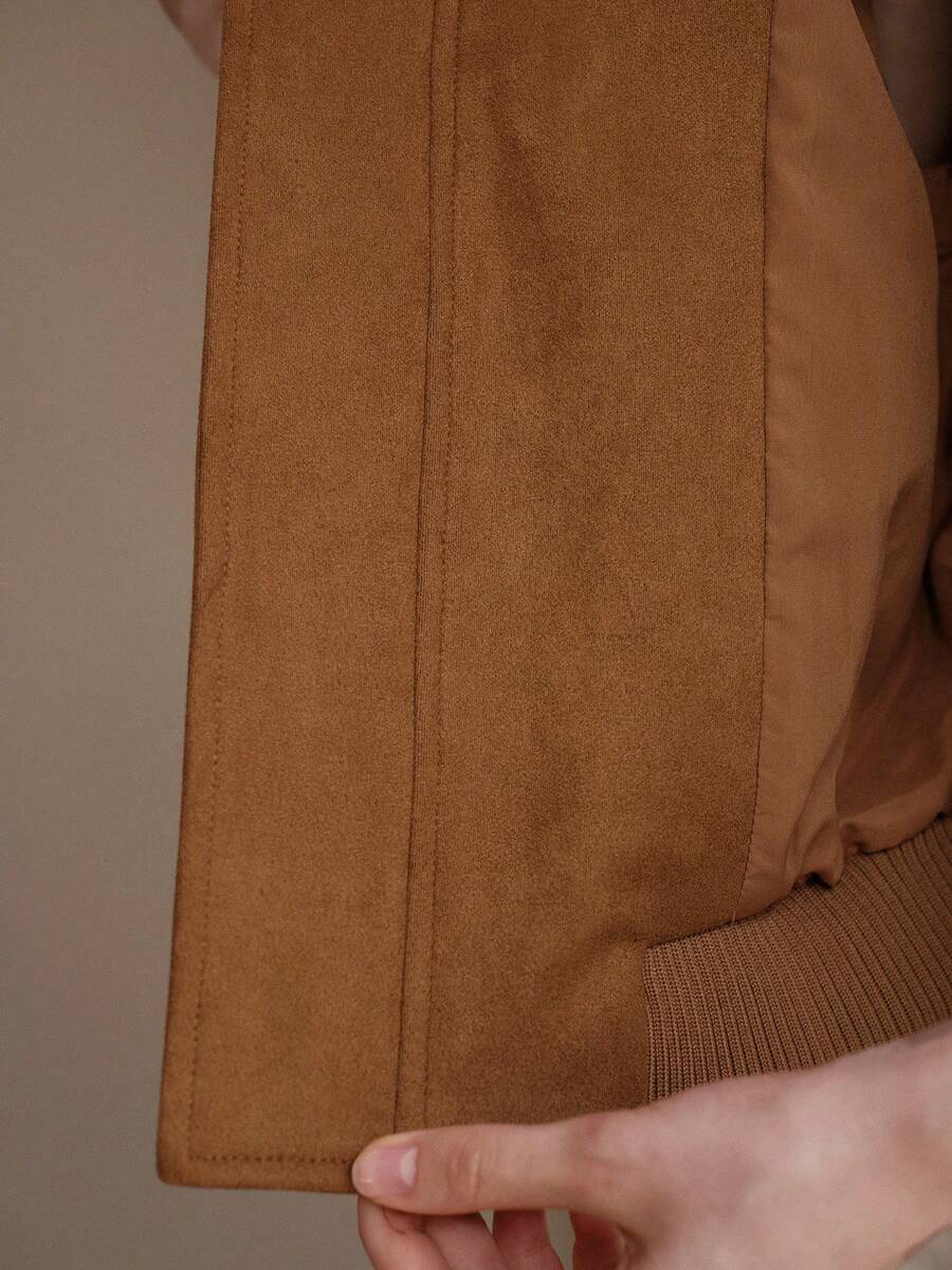 Jaqueta Feminina Camurça Marrom Curta com Bordado Floral – Casual Chic Elegante | Boutique do Encanto