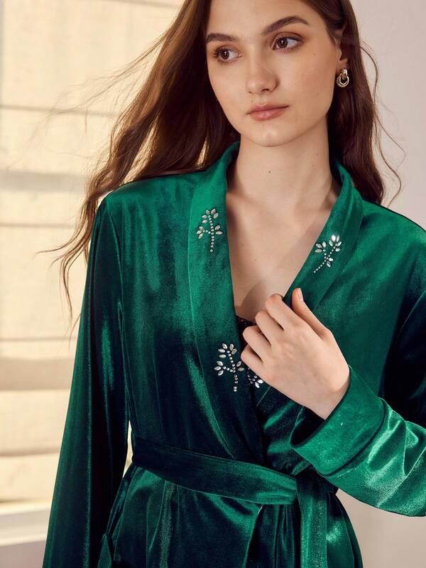 Pijama Feminino Veludo Luxo com Cinto - Conjunto Longo Verde Escuro - Íntimos & Conforto Boutique do Encanto