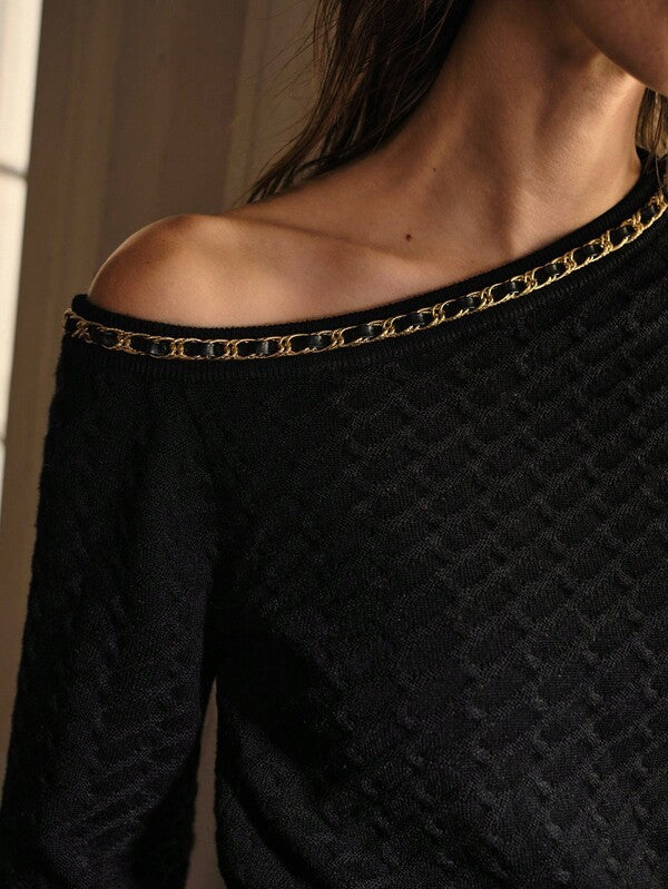 Suéter Premium de Tricô com Corrente no Ombro – Preto