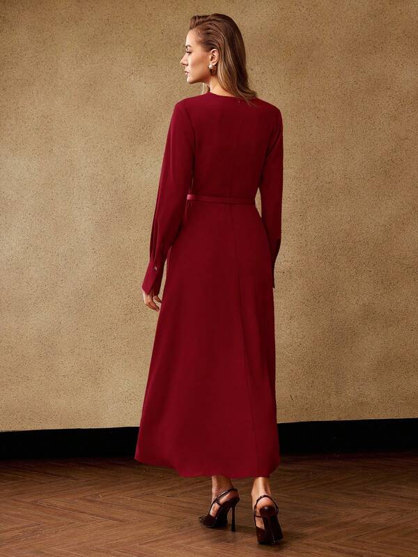 Vestido Longo Envelope com Cinto – Premium Outono/Inverno