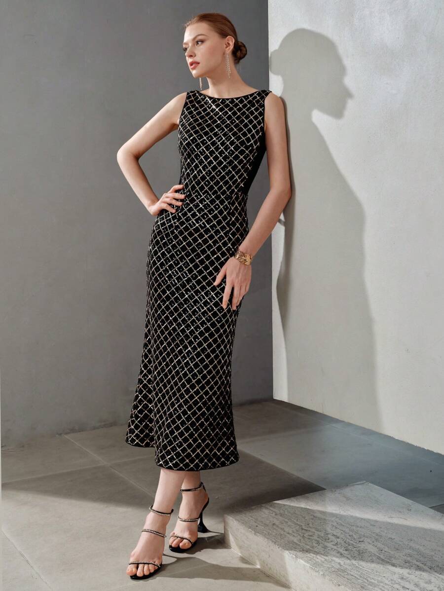 Vestido Midi Feminino Preto com desenhos bordados – Elegante