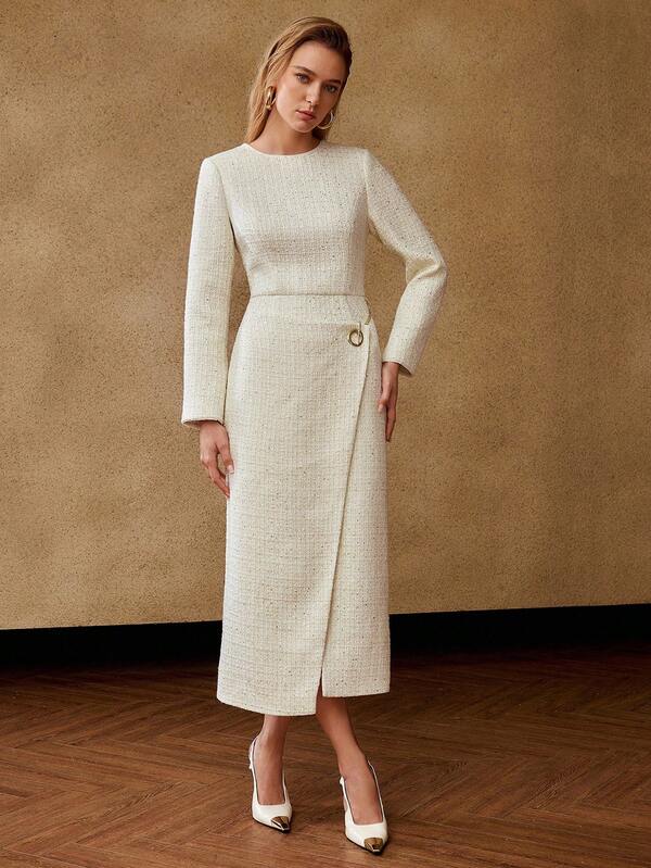 Vestido Midi Tweed com Detalhe em Corrente – Premium