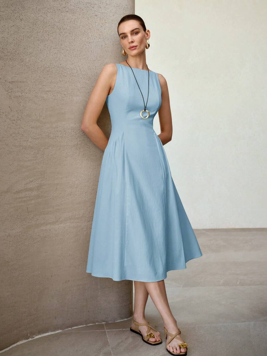Vestido midi feminino forrado com cintura alta e decote redondo
