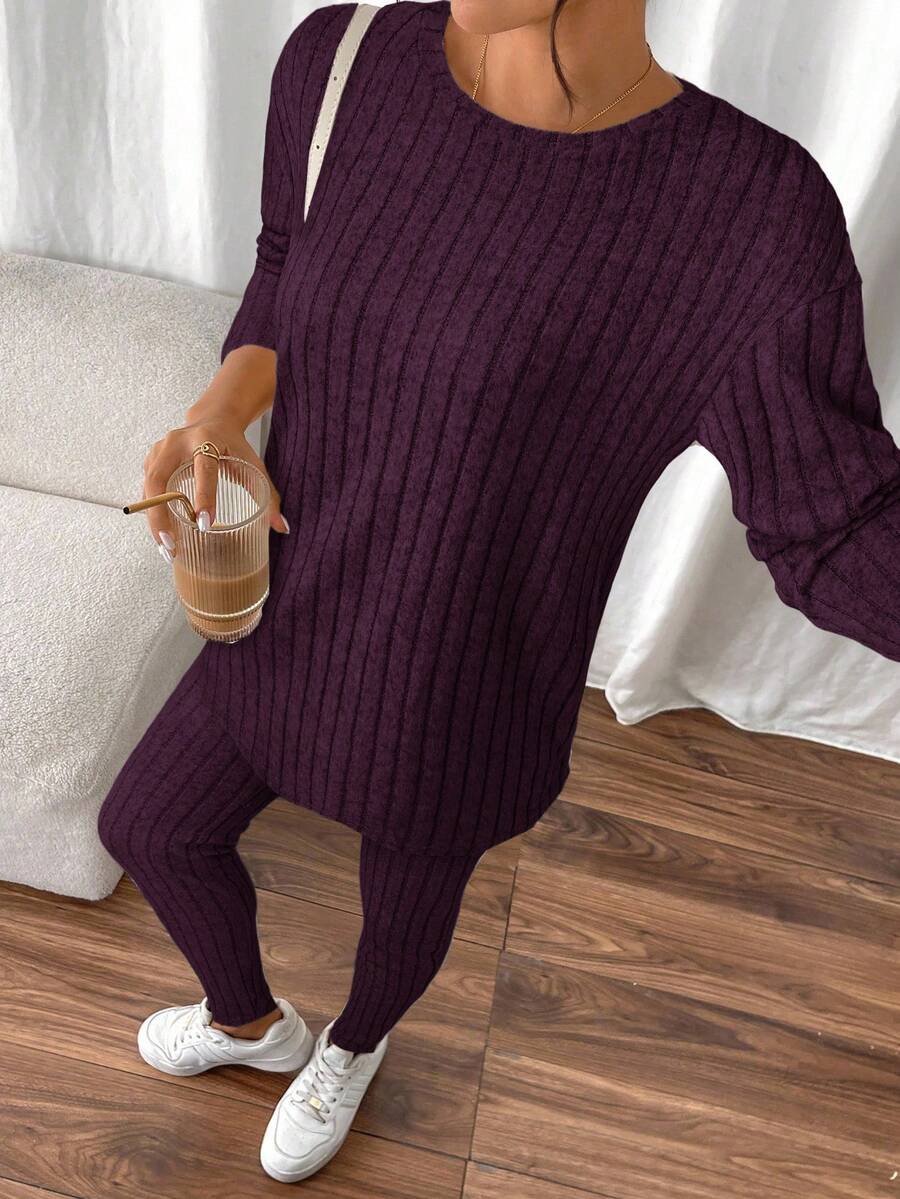 conjunto feminino violeta moderno com blusa manga longa e calça