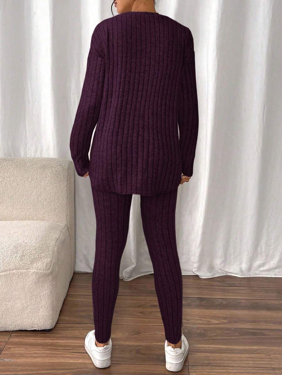 conjunto feminino violeta moderno com blusa manga longa e calça