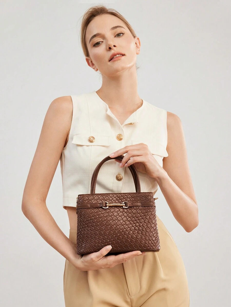 Bolsa Feminina Estruturada em Trama Natural com varios cores – Verão 2027