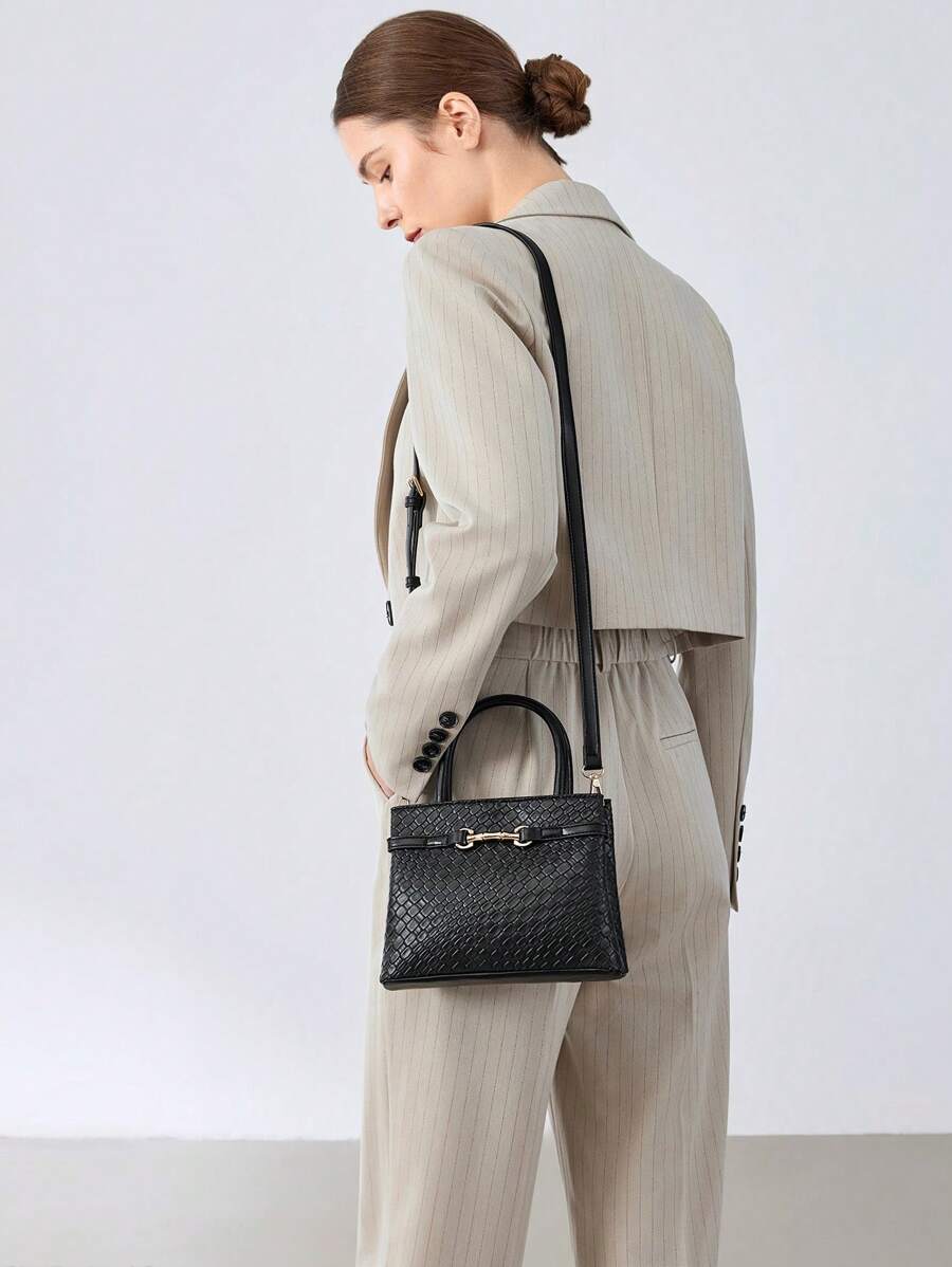 Bolsa Feminina Estruturada em Trama Natural com varios cores – Verão 2027