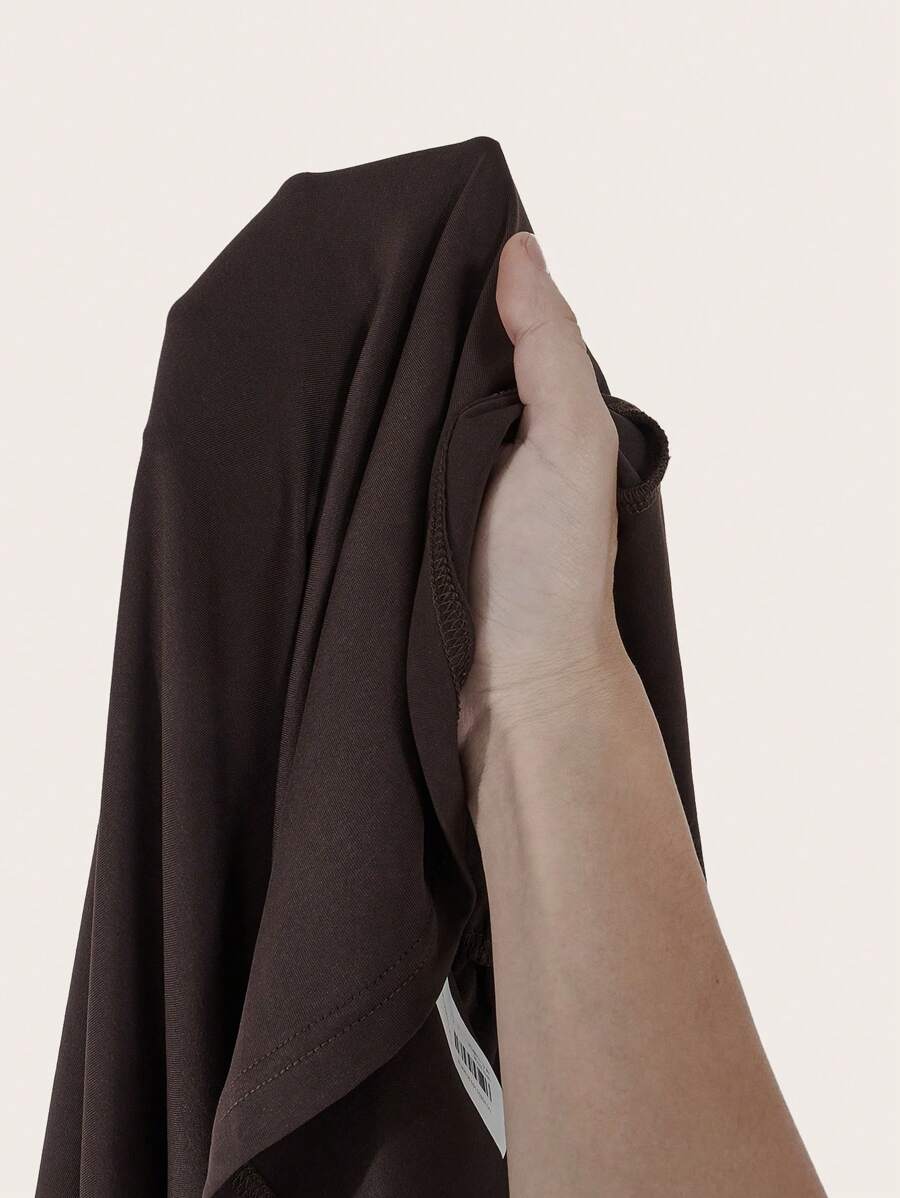 Blusa Feminina Gola Alta Plissada Marrom – Manga Longa Slim Elegante - Boutique do Encanto