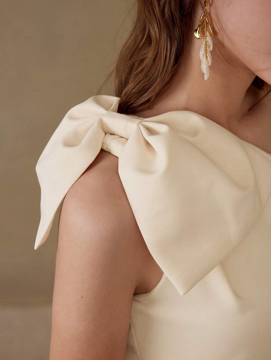 Blusa Premium com Zíper - Detalhe em Laço Elegante
