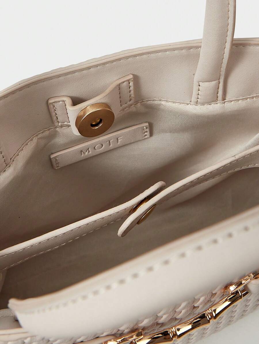 Bolsa Feminina Estruturada em Trama Natural com varios cores – Verão 2027