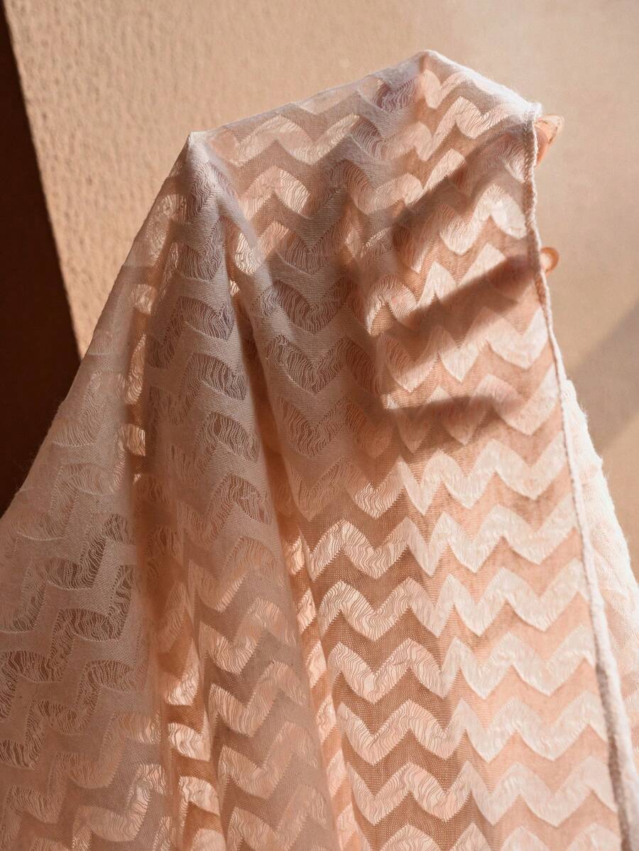 Vestido Capa Premium - Estampa Chevron Recortada