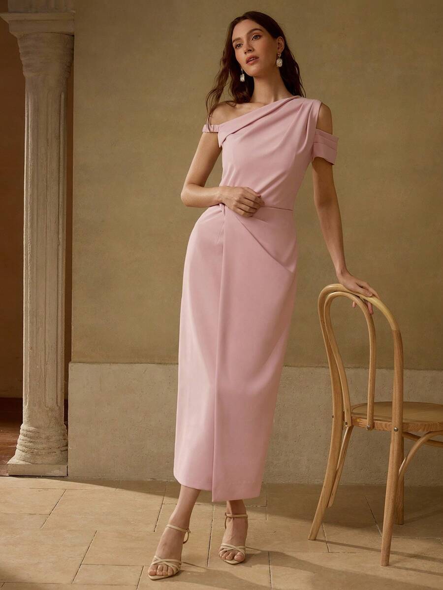 Vestido Assimétrico Premium - Ombro Franzido e Bainha Envolvente