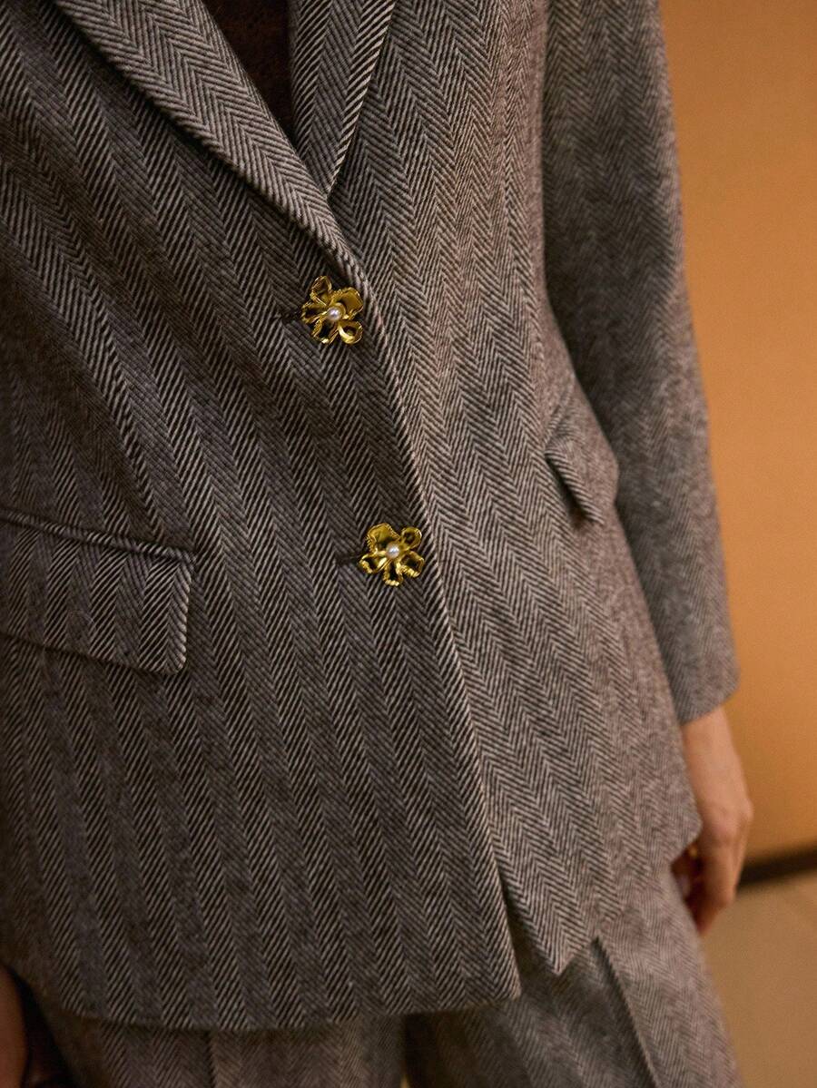 Blazer Feminino Alfaiataria Espinha de Peixe Cinza – Corte Elegante Premium