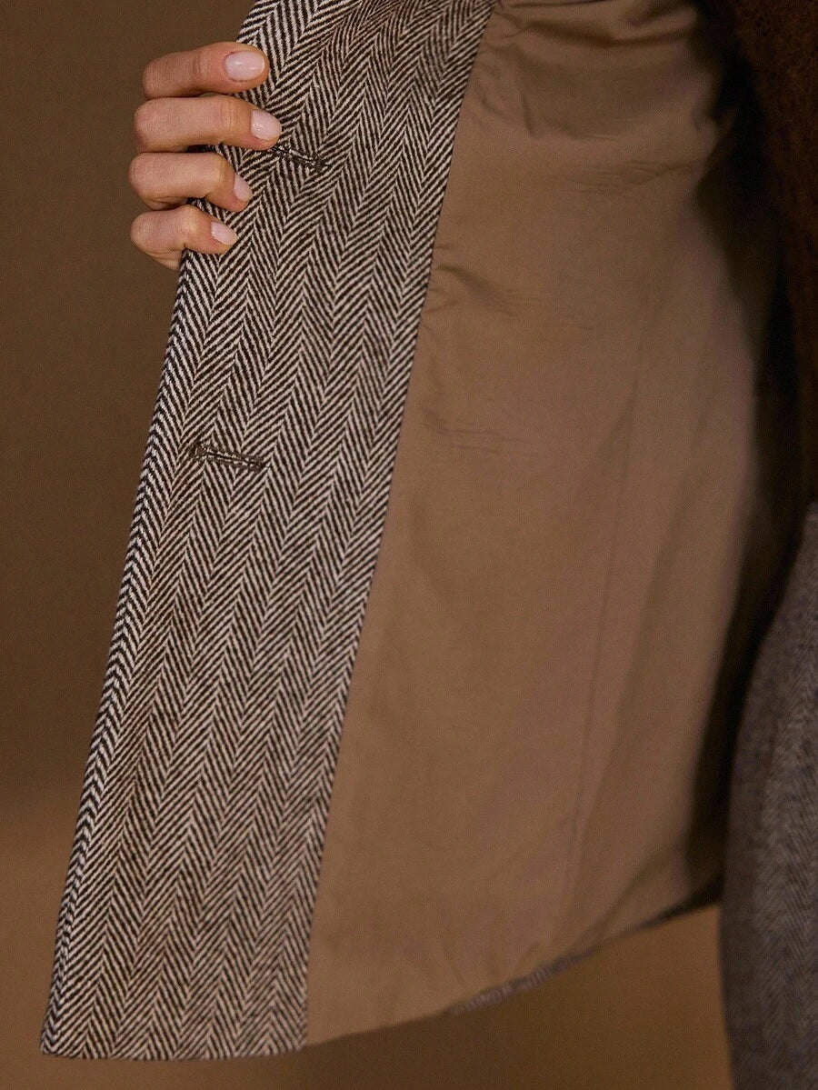 Blazer Feminino Alfaiataria Espinha de Peixe Cinza – Corte Elegante Premium