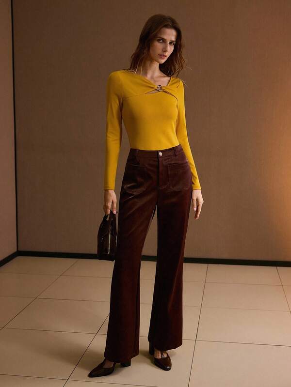 Blusa Feminina Manga Longa Detalhe fivela no Decote - Slim  -Boutique do Encanto