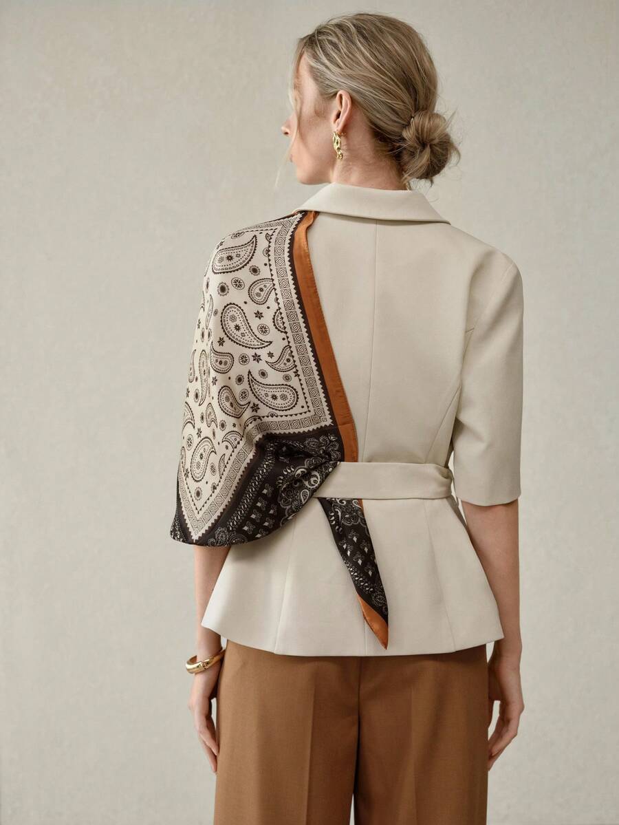Blazer Feminino Alfaiataria Manga Curta com Lenço Removível – Elegante Off White | Boutique do Encanto