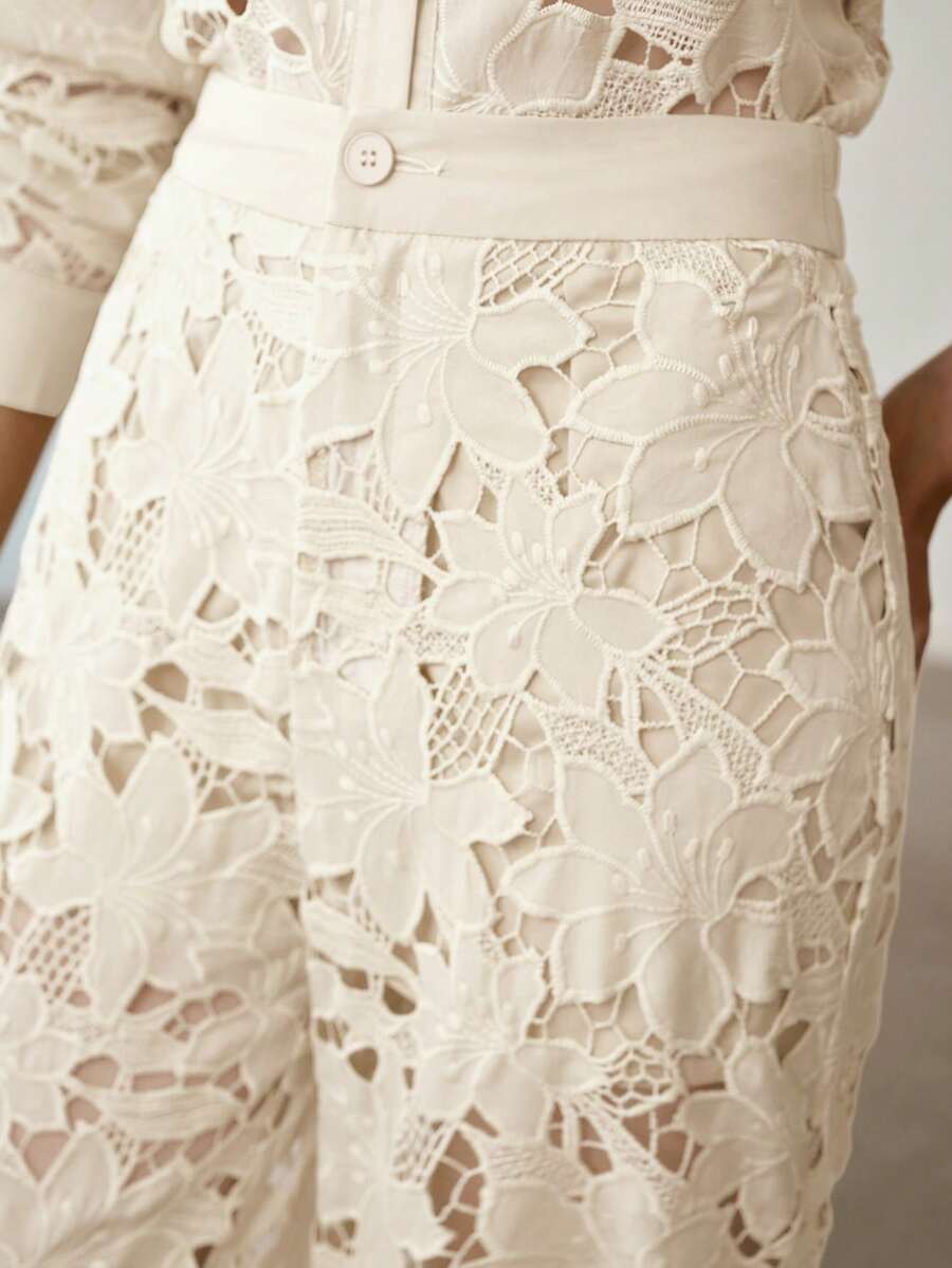 Calça Reta Feminina - Renda Guipure Premium