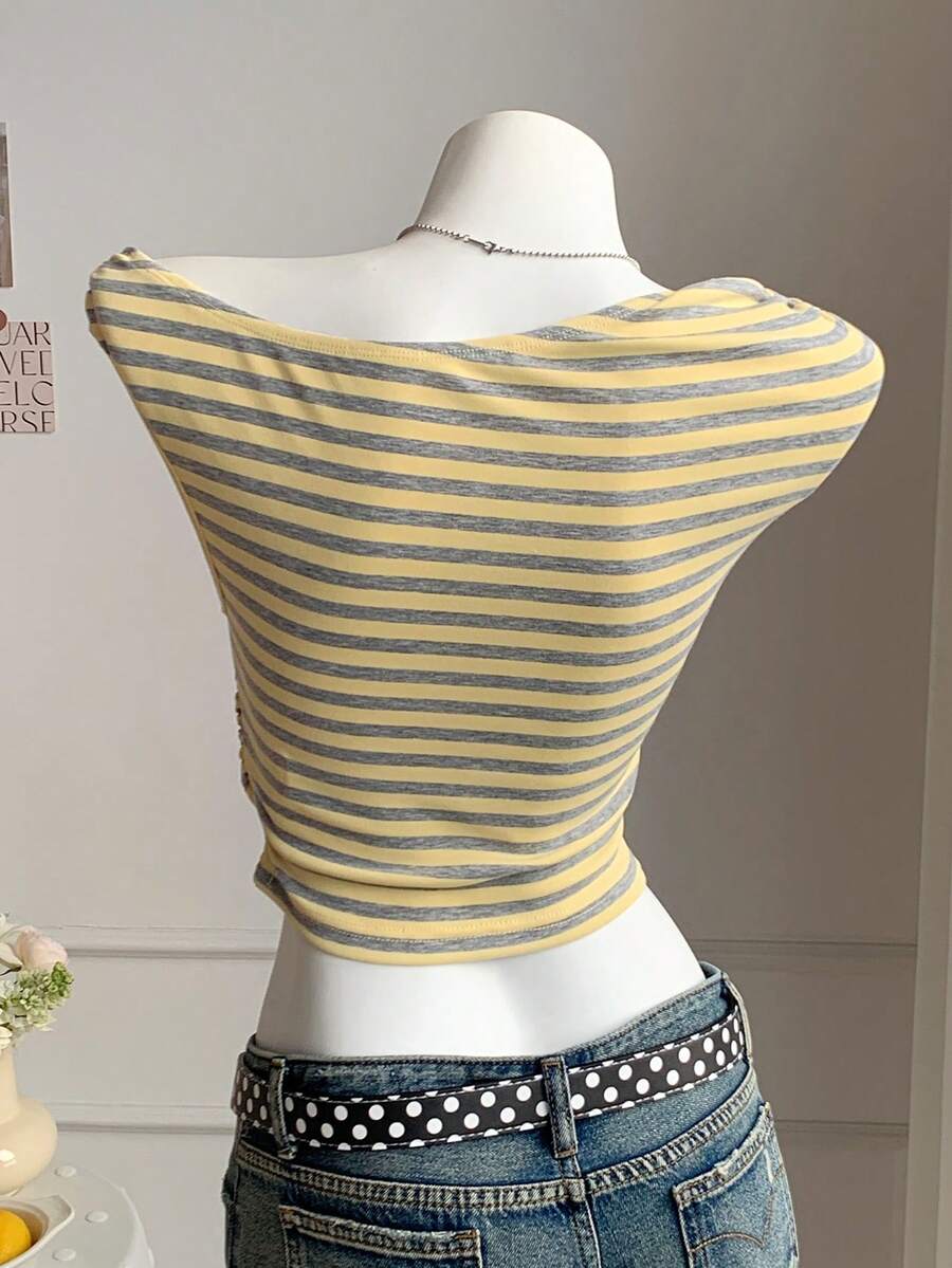 Top Cropped Feminino - Estilo Minimalista Chic com Estampa Poá