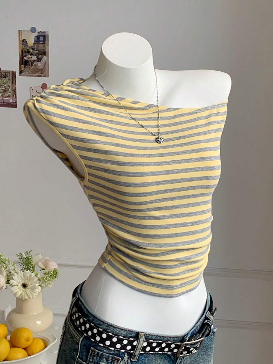 Top Cropped Feminino - Estilo Minimalista Chic com Estampa Poá
