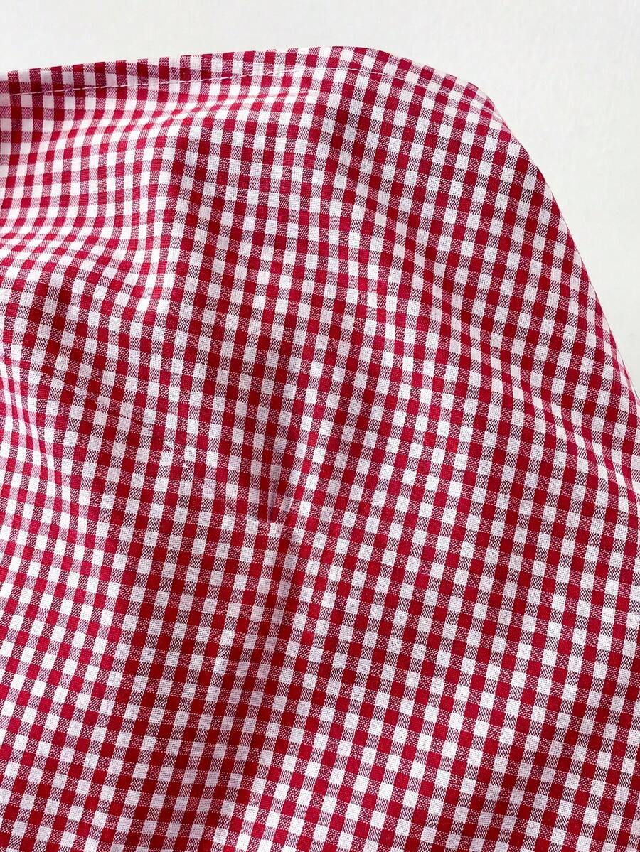 Blusa Casual Elegante - Gola de Renda e Acabamento Franzido