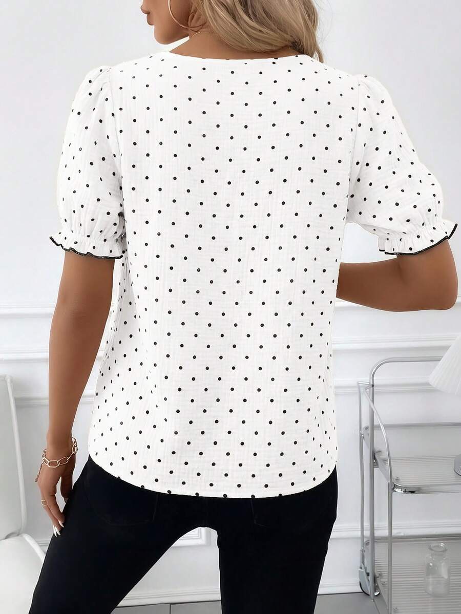 Blusa Casual Elegante - Gola de Renda e Acabamento Franzido