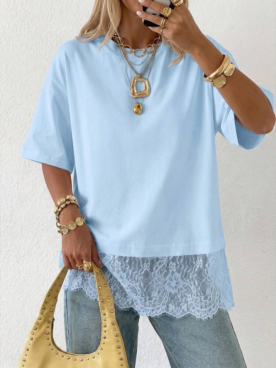 Camiseta de Malha Premium - Renda de Bolinhas Elegante